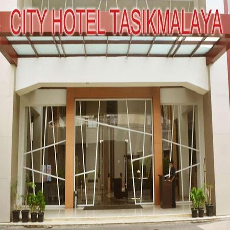 City Hotel Tasikmalaya Bagian luar foto