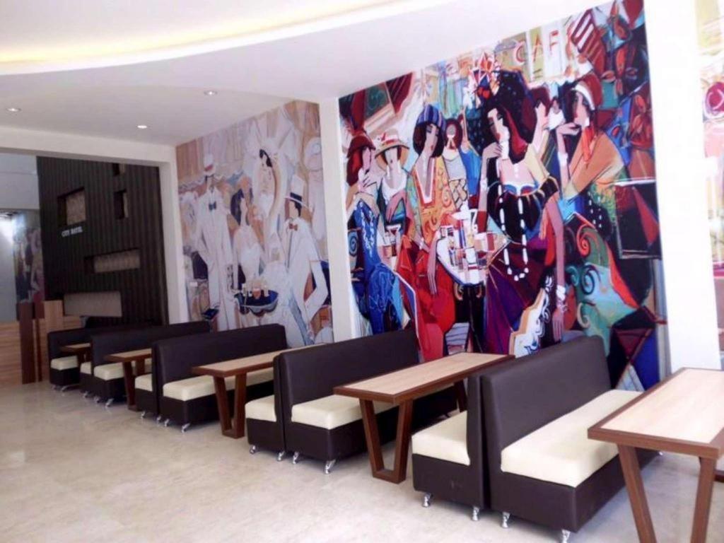 City Hotel Tasikmalaya Bagian luar foto