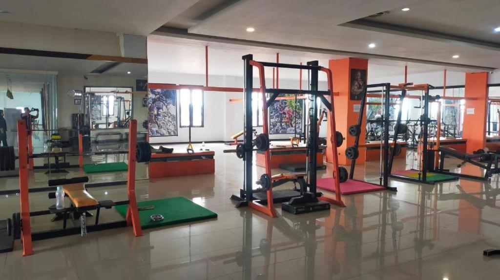 City Hotel Tasikmalaya Bagian luar foto